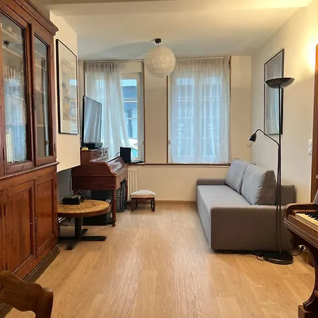 Holiday home Chez Mamie - 8 Personnes - Familial - Confort - Parking Public - Librairie *